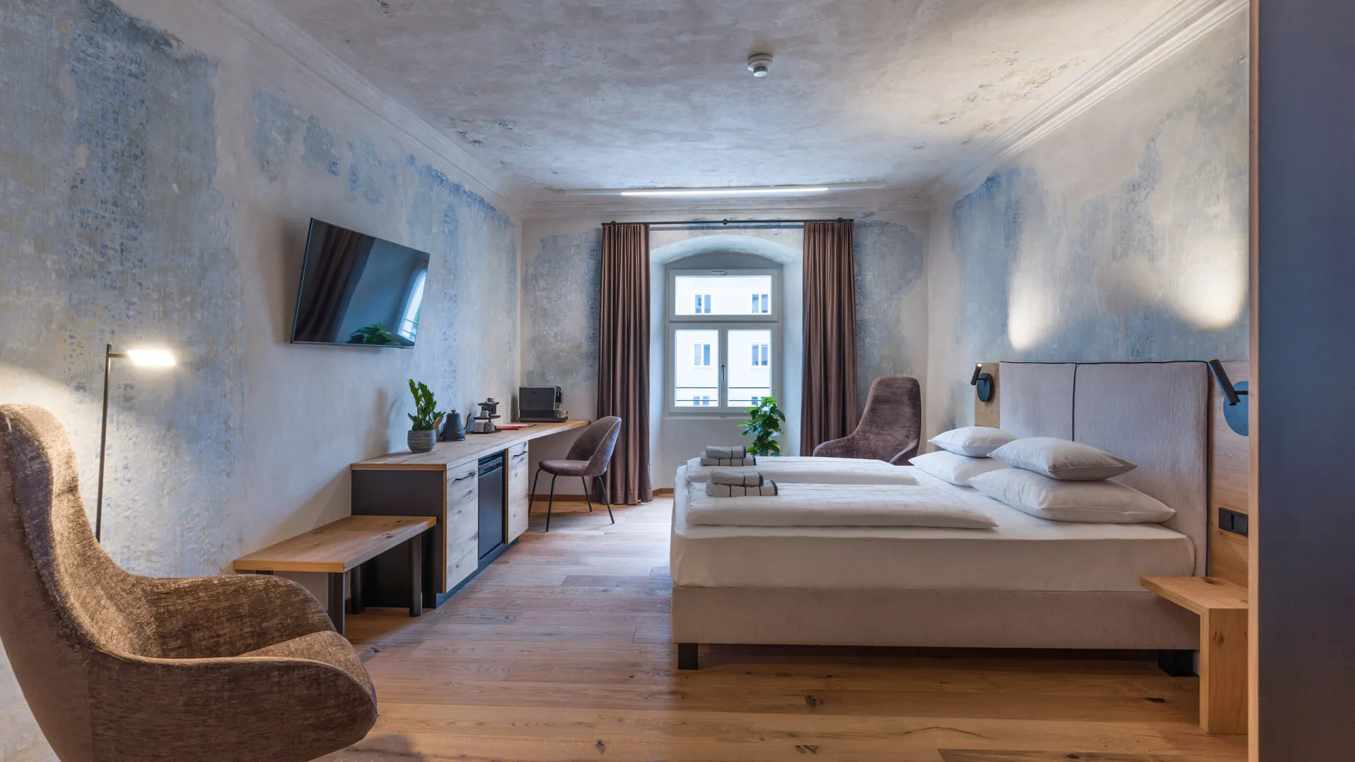 Hotelzimmer mit textiler Ausstattung in Kufstein